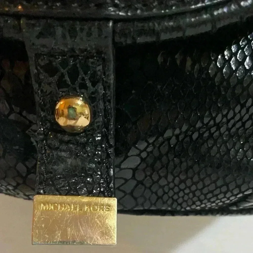 Michael kors snakeskin leather snakeskin embossed satchel handbag